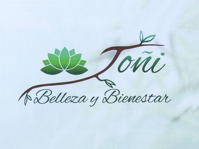 logotipo Toñi belleza y bienestar