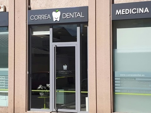 Correa Dental