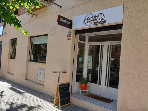 Café Bar Plaza 63